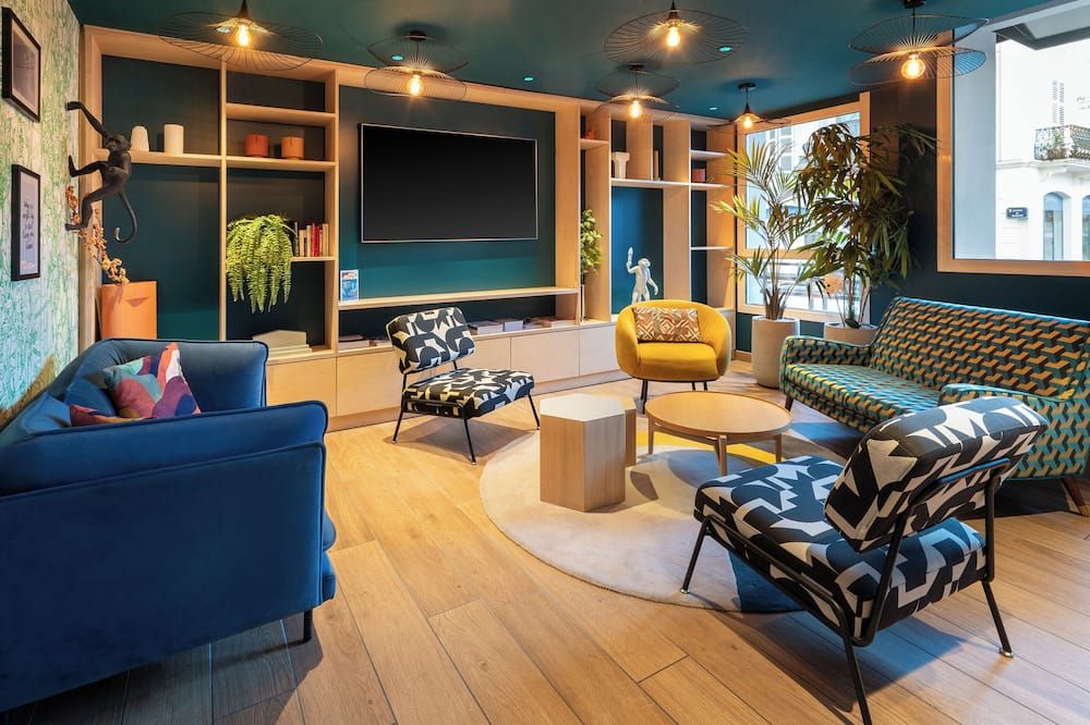 فندق إيكس ليه با الحضري، مجموعة بي دبليو سيجنتشر - إيه-ليه-بان - ردهة