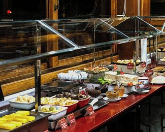 Tri Hotel Bento Gonçalves - Bento Goncalves - Buffet