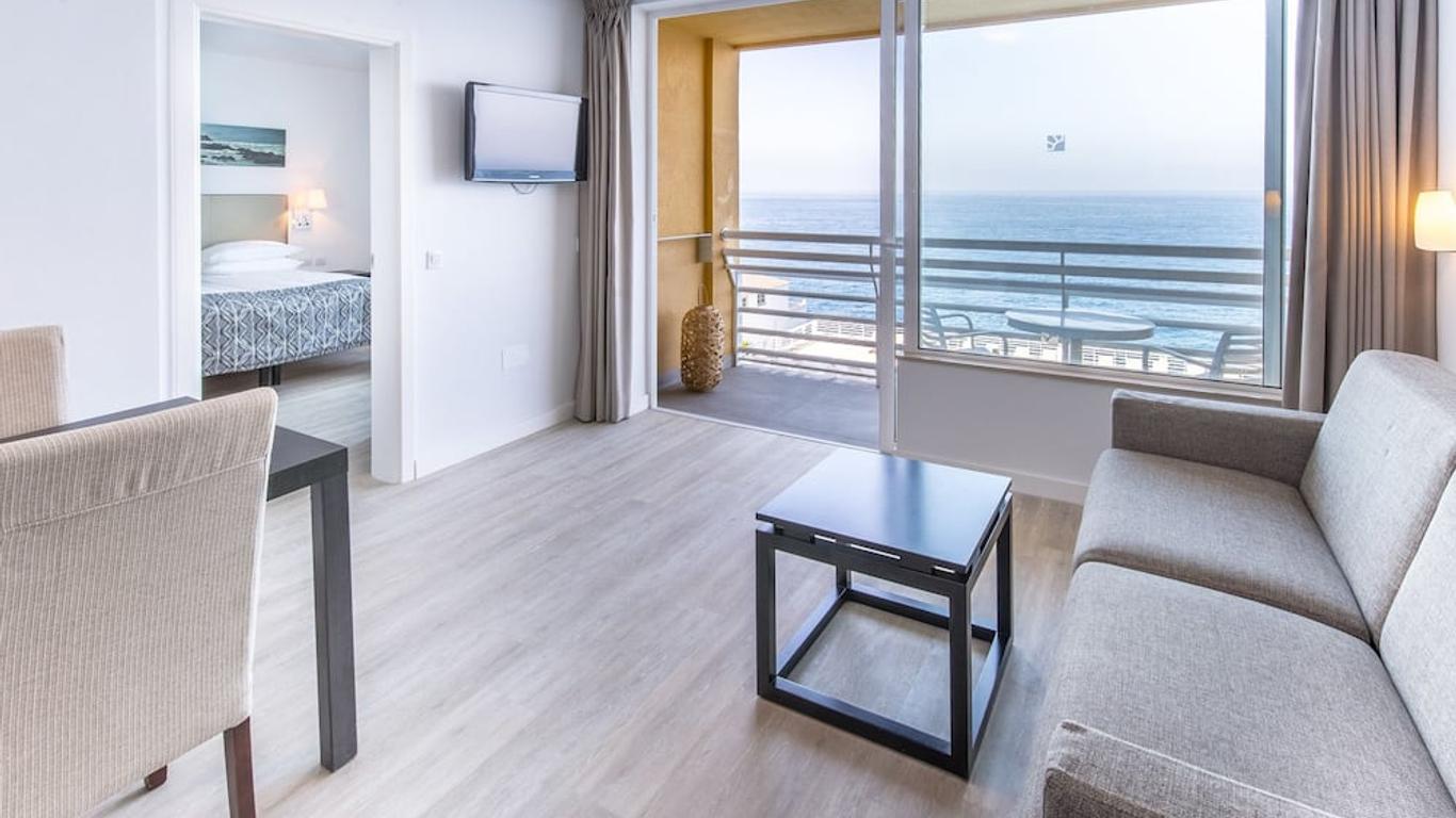 Atlantic Holiday Hotel