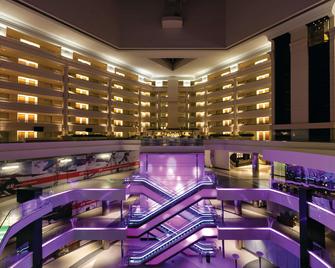 Embassy Suites by Hilton Washington DC Chevy Chase Pavilion - Ουάσιγκτον - Σαλόνι ξενοδοχείου