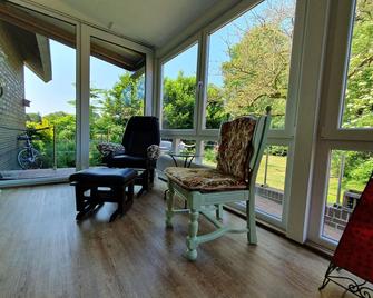Ferienwohnung Am Traumgarten, 35646 - Apen - Sala de estar
