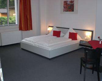 Hotel zwischen den Seen - Waren - Slaapkamer