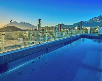 Sj Grand Hotel - Monterrey