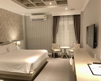 The Raya Surawong Bangkok - Bangkok - Habitació