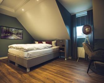 Schlichte Hof Gmbh - Bielefeld - Bedroom