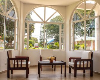 Hotel & Resort Villa del Sol - Tumaco - Sala de estar