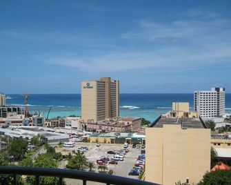 Tumon Bay Capital Hotel - Tamuning - Näkymät ulkona
