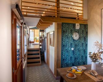 LyoNest chambre d'hôtes - Lyon - Restaurant