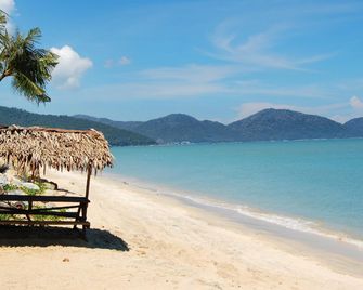 Et Budget Guest House By The Beach - Batu Ferringhi - Playa