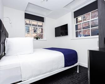 مافريك سويتس آت 28 فينواي - بوسطن - غرفة نوم