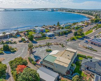 Lincoln Navigators Motel & Restaurant - Port Lincoln - Outdoors view