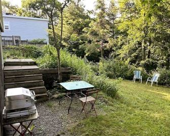 The Halifax Pad - Hot Tub & Free Parking. - Halifax - Patio