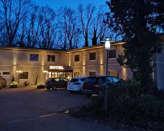 Hotel am Springhorstsee - Burgwedel - Edificio