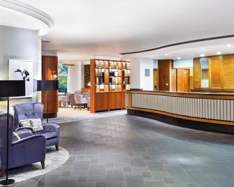 Cheltenham Chase Hotel & Spa - Gloucester - Front desk