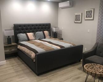 Brand new luxury guest suit Including laundry room - Los Angeles - Bedroom