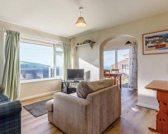 Surfers Hideaway - Woolacombe - Living room