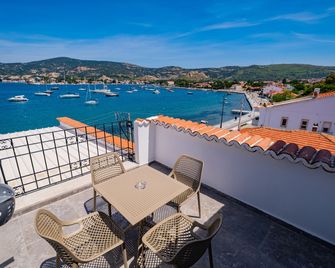 Bd Suites - Foca - Balkon
