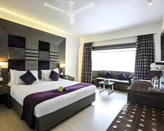 Sea Princess Hotel - Mumbai - Bedroom