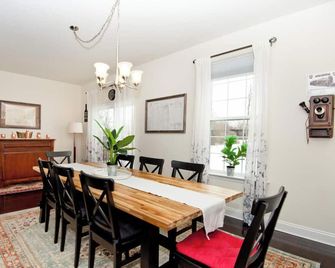 Modern Industrial, 12 min walk to Bridge St. - Phoenixville - Essbereich