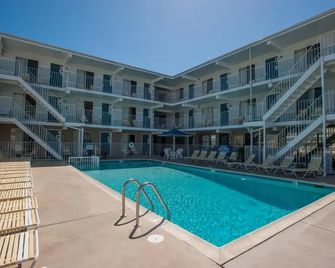 Harbor Light Family Resort - North Wildwood