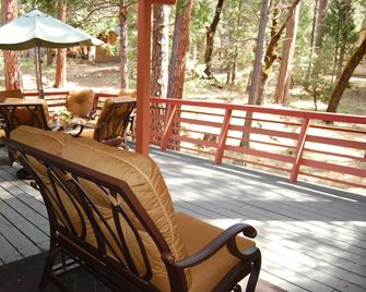 River Song - Wawona - Balcone