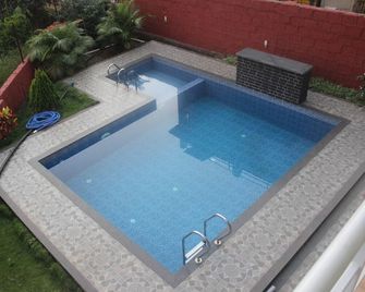 Pawan Villa 3bhk Appartment - Sātāra - Pool