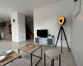 La Villa des Cimes - La Freissinouse - Sala de estar