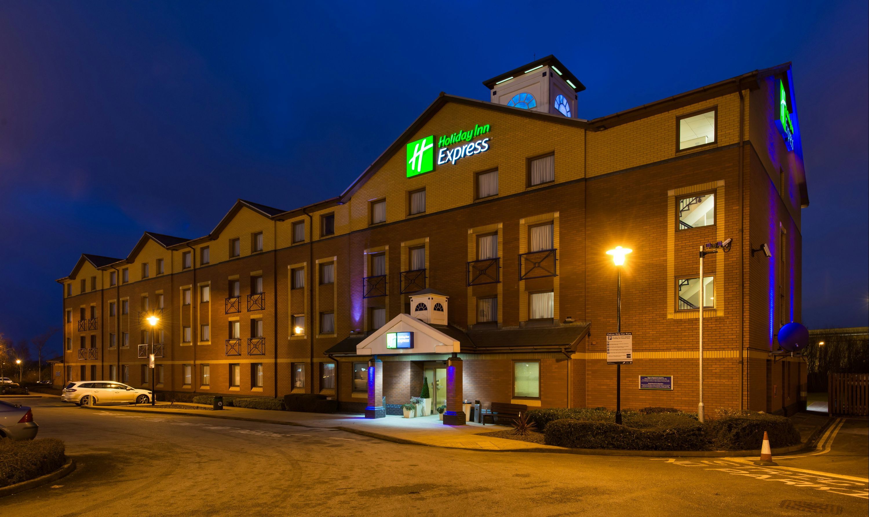 Holiday Inn Express Stoke On Trent By IHG - Stoke-on-Trent - בניין