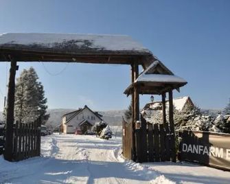 Bieszczadzki Osrodek Wypoczynkowo Konfer - Ustrzyki Dolne - Vista del exterior