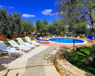 Trullo In Puglia With Private Pool, Pets Allowed - Carovigno - Pool