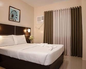 Mezza Hotel - Koronadal - Camera da letto