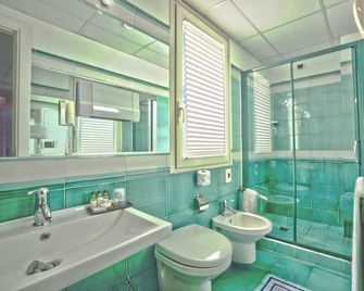 Hotel Santa Caterina - Palinuro - Koupelna