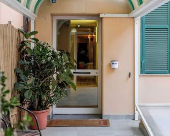 Hotel Posta - Comfortable Stay in Ventimiglia - Ventimiglia