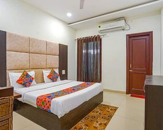 Fabhotel Annapurna - Jalandhar - Спальня