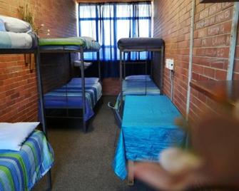 Dirkie Uys Backpackers - Durban - Schlafzimmer