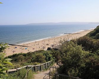 Flat 4 - Hengistbury - Bournemouth - Beach