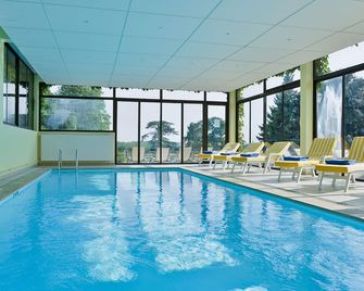 Château de Sancy - Sancy-les-Meaux - Piscina