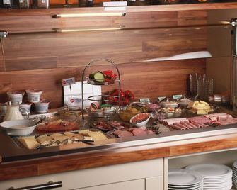 Hotel Haus Wittwer - Emden - Buffet