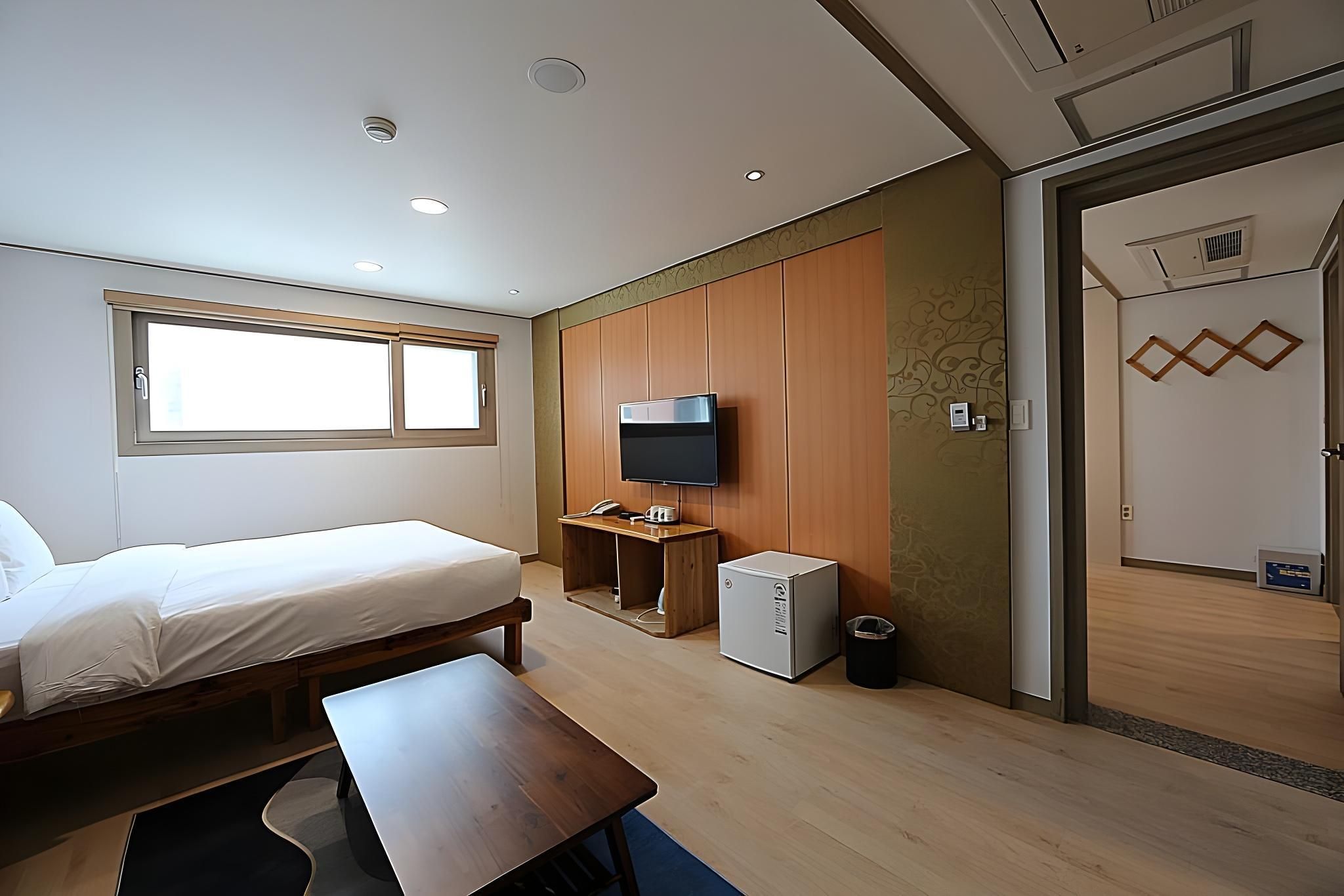 جاي 2 فاميلي هوتل جيجو