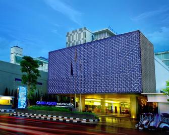 Grand Aston Yogyakarta - Yogyakarta - Building
