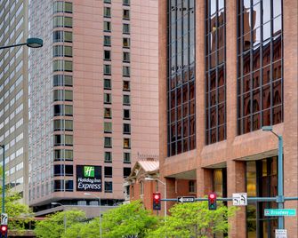 Holiday Inn Express Denver Downtown by IHG - Denver - Edificio