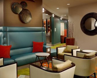 Holiday Inn San Antonio-Riverwalk By IHG - San Antonio - Lounge
