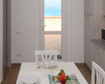 Welcomely - Villa Paola B - Costa Rei - Sala pranzo