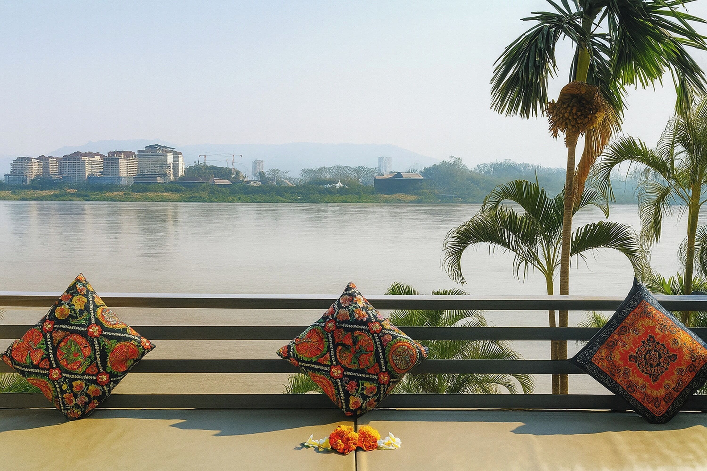 River Breeze Chiangsaen - Chiang Saen
