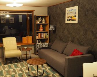 Chalet Makkum S15, vakantiehuisjemakkum nl - Makkum - Soggiorno
