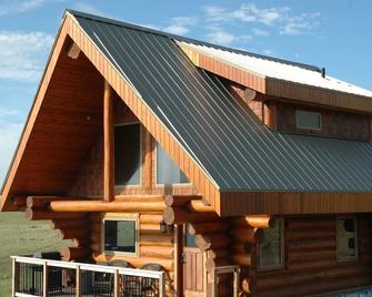 Rustic Log Cabin In Prairie Paradise - Burstall - Edificio