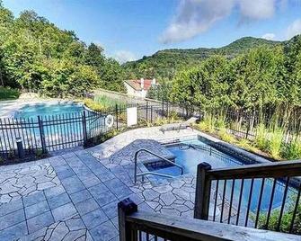 Condo entier, fully equiped - Mont-Tremblant - Pool