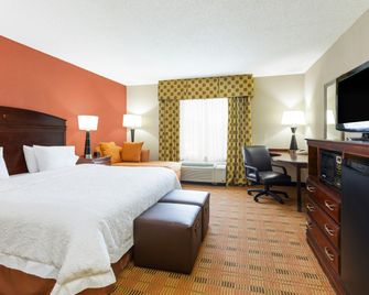 Hampton Inn by Hilton Moss Point Pascagoula - Moss Point - Спальня