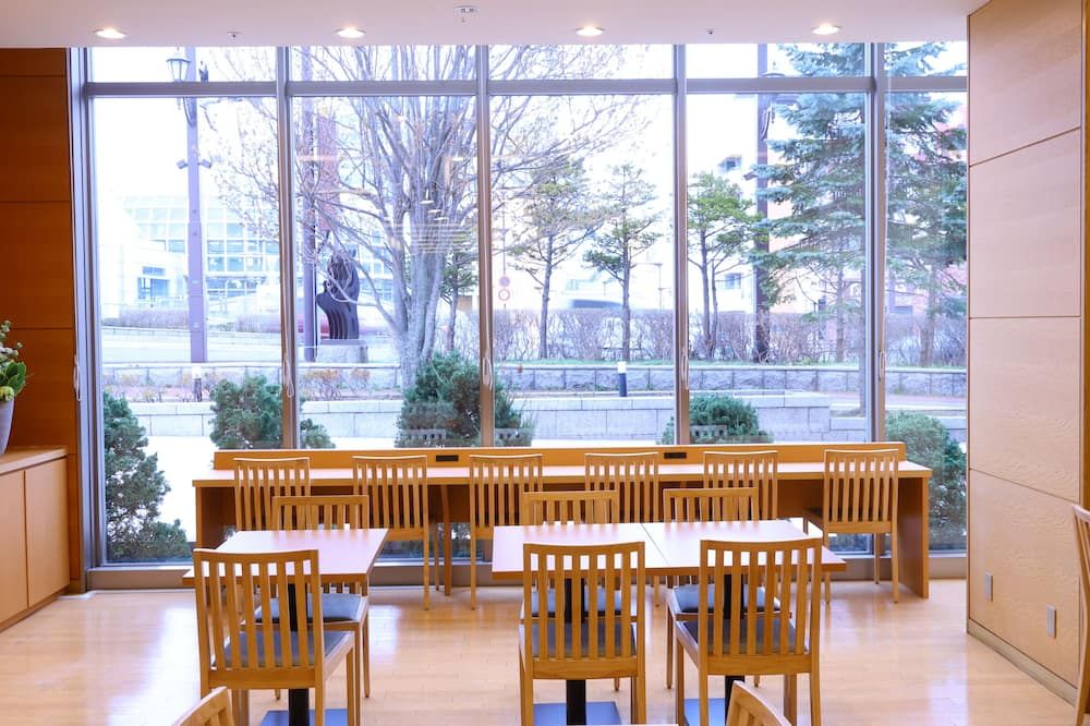 ناتورال هوت سبرينج دورمي إن بريميوم كوشيرو - كوشيرو - مطعم