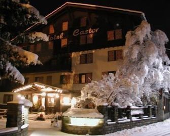 Hotel Castor - Champoluc - Bâtiment